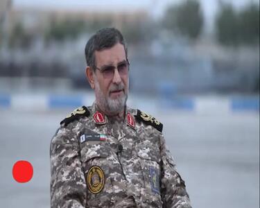 فرمانده نیروی دریایی سپاه: پهپادهای ما ناوهای آمریکا را رصد می‌کنند/ اصلا وارد آب‌های ایران نمی‌شوند؛ اگر بیایند...
