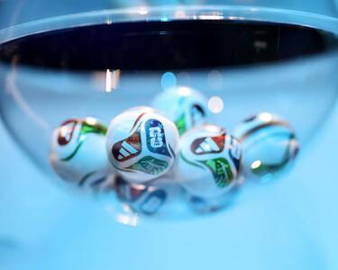 پوشش زنده؛ همراه با قرعه کشی جام جهانی ۲۰۲۶ / انتخاب گوی‌ها آغاز شد