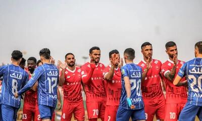  نیمه اول دربی روی کاکل ۴ بازیکن!