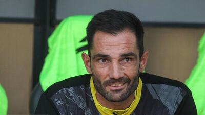 مربی پرسپولیس، پیراهن آدان را گرفت