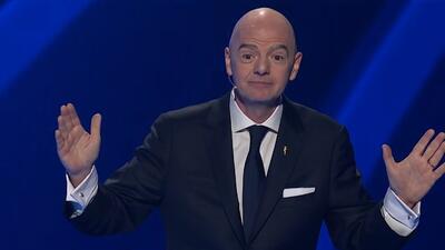 شور و هیجان اینفانتینو در لحظه شروع مراسم قرعه کشی جام جهانی