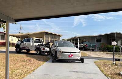 یک هیوندای آیونیک ۵ به دلیل ریختن آب بطری ۱۲۰۰۰ دلار خسارت دید