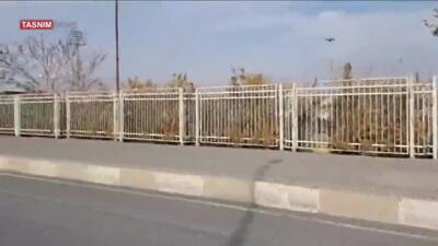  حال‌وهوای اطراف ورزشگاه در آستانه شهرآورد + فیلم