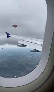  لحظه وحشتناک برخورد صاعقه با بالن مسافربری + فیلم