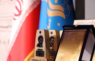  تا رسیدن به خلق آثار شاخص ادبی راه زیادی پیشِ رو داریم