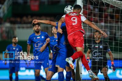  تا دقیقه دهم؛ استقلال صفر - پرسپولیس صفر