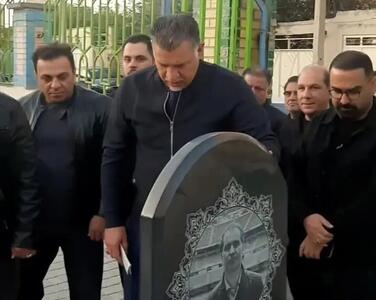 ببینید | ادای احترام علی دایی به «سردار فوتبال اردبیل»
