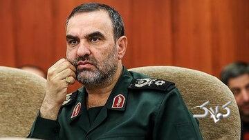  عصایی که از مهلکه بیرون آمد/ تصویری از عصای جانشین اطلاعات سپاه پس از حمله اسرائیل - مجله اینترنتی کولاک