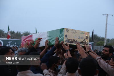 پیکر مطهر شهید گمنام در روستای پالور سیریک تشییع و به خاک سپرده شد