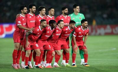 دستیار اوسمار پیراهن یک استقلالی را به یادگار برد!