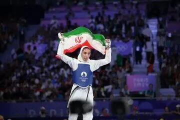  صعود مبینا نعمت زاده و زینالی به نیمه نهایی قهرمانی جهان/ ساغر مرادی حذف شد