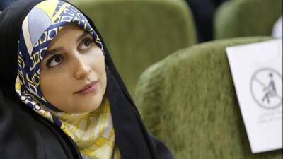  سفر مژده لواسانی به جزیره هنگام با همسفر نازنینَش/ از فال دست خود چه بگویم که ماجرااز ربنای رکعت دوم شروع شد..+ عکس