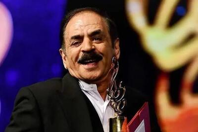  فیلم / نگاهی به چیدمان مجلل خانه قدرت‌الله ایزدی، عمو رشید با فرش ایرانیه سبک کلاسیک/ مبلمان مدرن و پرده‌های اعیانی