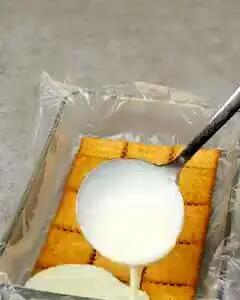  طرز تهیه آسونترین دسر یلدا تنها با شیر و شکر و نشاسته!
