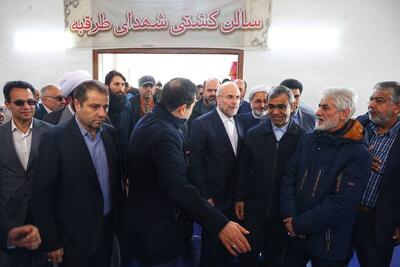  خانه کشتی طرقبه با حضور رئیس مجلس شورای اسلامی و وزیر ورزش به بهره‌برداری رسید+ عکس و فیلم (۱۴ آذر ۱۴۰۴)