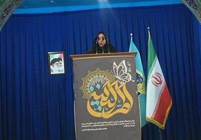  تحویل چاپگر و ماشین تایپ بریل و عینک کمک بینایی به معلولان استان بوشهر - تسنیم
