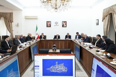 عارف: طرح ۲۰ هزار مگاوات نیروگاه‌های اتمی یک ضرورت انکارناپذیر است