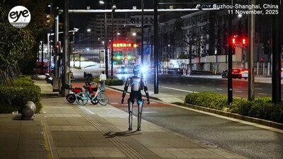 روبات انسان‌نمای چینی رکورد جهانی پیاده‌روی را شکست