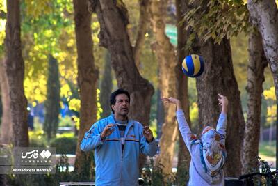  یک روز پاییزی در بوستان آزادی شیراز