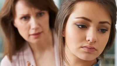 نوجوانی بدون طغیان؛ چگونه به فرزندمان کمک کنیم هویت سالم‌ تری بسازد؟ دکتر پریسا کربلایی حسنی پاسخ می هد