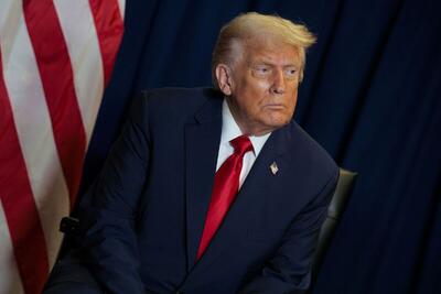 نماینده ویژه آمریکا: ترامپ موافق تغییر رژیم ایران نیست 