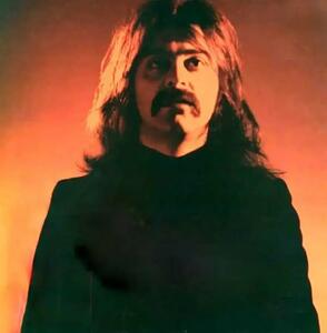 خداحافظی «پدر راک ایران»؛ کوروش یغمایی دنیای موسیقی را ترک گفت