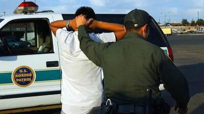 همکاری تهران و ترامپ / یکشنبه، انتقال ایرانیان اخراجی از امریکا به ایران / دیدار مقام ایرانی با ایرانیان بازداشتی در امریکا