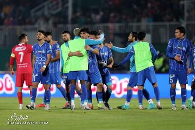 ادعای عجیب استقلالی‌ها: سنگ‌هایی که طرفداران پرسپولیس پرتاب کردند، بزرگتر بود!