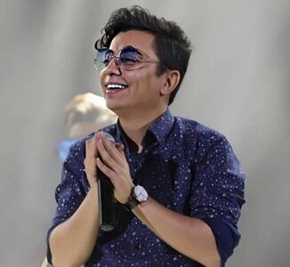  عکس داغ امروز | جدیدترین عکس از محسن ابراهیم زاده خواننده معروف پاپ که به تازگی رویت شد