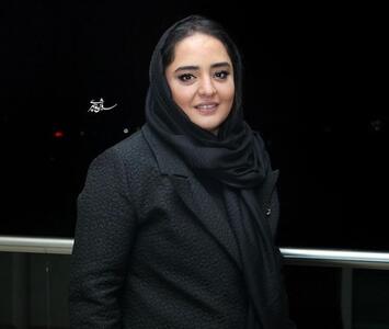 عکس داغ امروز | سلفی باحال نرگس محمدی با خانواده اش