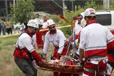  طبیعت‌گرد ۲۸ ساله از دره گزرین مهریز نجات پیدا کرد