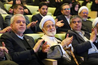  آغاز چهارمین هفته فرهنگی خمین با حضور مقامات استانی و ملی