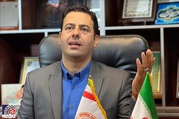 مراجعه مردم به رستوران‌ها نسبت به پارسال ۵۰ درصد کم شده است / قیمت غذا را در یک سال گذشته چند مرتبه بالا بردیم و دیگر مردم تمایلی به حضور در رستوران‌ها ندارند