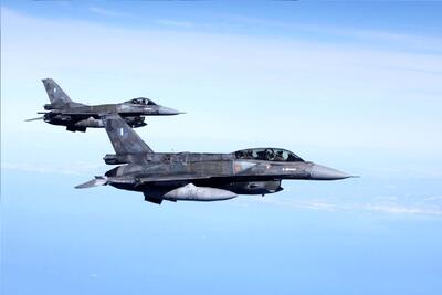 پاسخ تند توکیو به مانور هوایی پکن/ جت‌های ژاپنی علیه پروازهای ناو چینی فعال شدند