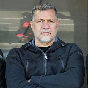 شوخی بامزه دختر علی دایی با فوتبالیست شدن پدرش + فیلم