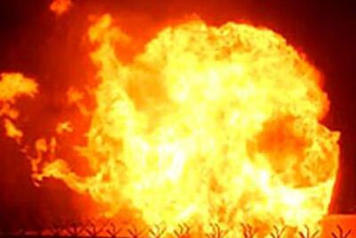 اورژانس کهگیلویه و بویراحمد: مصدومیت شدید دو نفر از مأموران اداره گاز بر اثر انفجار خط لوله