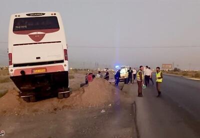 واژگونی اتوبوس در کمربندی شرقی کرمانشاه / ۲۵ نفر مصدوم شدند