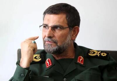 دریادار تنگسیری: در رزمایش اخیر، موشکی با برد بیش از طول خلیج فارس شلیک شد؛ برای جنگ در دریا آماده‌ایم / اگر دشمنان بخواهند به داشته‌های این ملت تعدی کنند، قطعاً تودهنی خواهند خورد