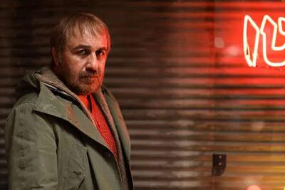 قدردانی رضا عطاران از مردم برای پیگیری حالش / «در حال ترخیصم»