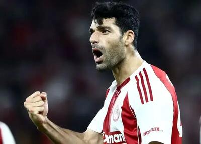 طارمی در ترکیب اصلی المپیاکوس مقابل اوفی‌کرت