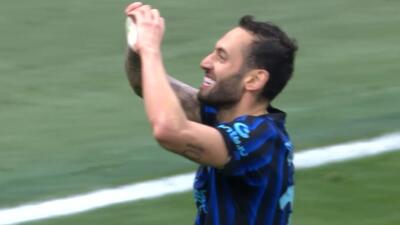 گل سوم اینتر به کومو (هاکان چالهان اوغلو)