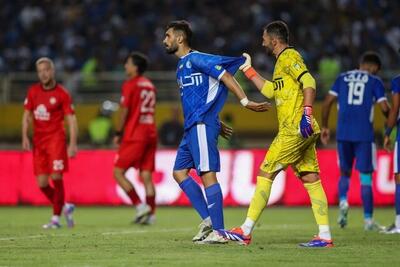 چرا مربی پرسپولیس پیراهن آدان را گرفت؟