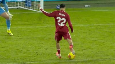 گل اول لیورپول به لیدز (اکیتیکه)