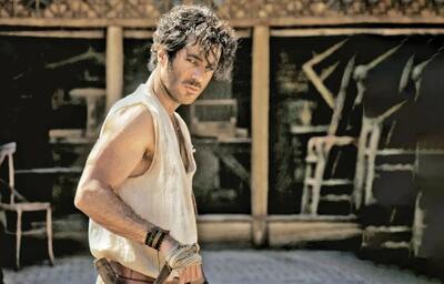  سلفی جذاب «رحیم نجار» بامداد خمار در کنار طرفدارانش در حاشیه یک رویداد هنری!