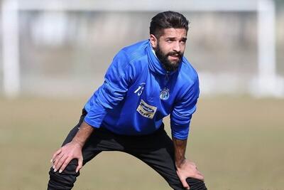 بازگشت مدافع جنجالی استقلال به تمرینات