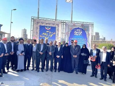  بازدید جمعی از نمایندگان مجلس و معاونان وزرا از پتروشیمی نخل آسماری