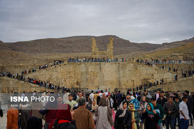  نیاز ۲۴۶ میلیارد تومانی ساماندهی ورودی و پردیس تخت جمشید/ مسیر بازدید گردشگران تغییر می‌کند