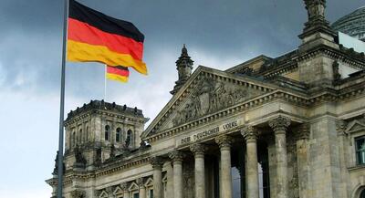 تظاهرات دانش‌آموزان آلمانی علیه سربازی اجباری | جهان نیوز