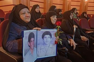 صبر و استقامت خانواده‌های شهدا شناسنامه ملت ایران است