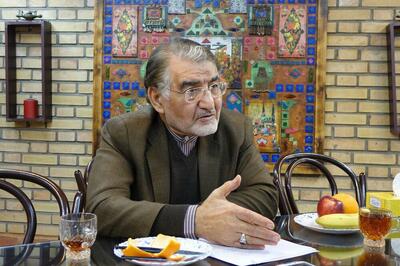 انتقاد آل‌اسحاق از بنزین پنج هزار تومانی/ نرخ سوم بنزین باید حدود ۴۰ تا ۵۰ هزار تومان باشد